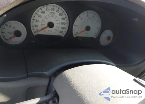 2005 Chrysler Town & Country Touring from USA, damaged, VIN 2C8GP54LX5R429377